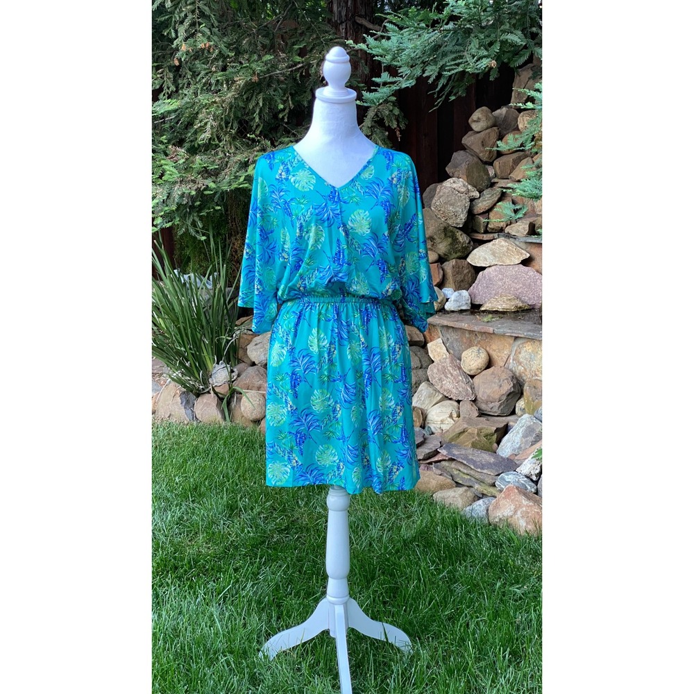 Banana Boat Sundress Size Medium New With Tags UPF 50+ Tropical V-Neck BB854